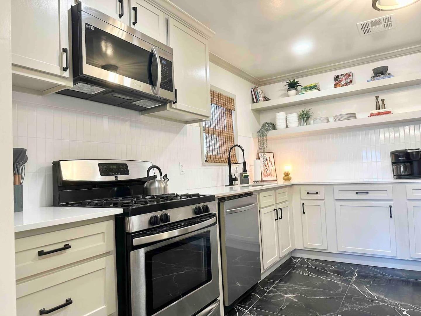 Campus Cottage Kng Bed! Walk To Uco And Downtown Edmond Exterior foto